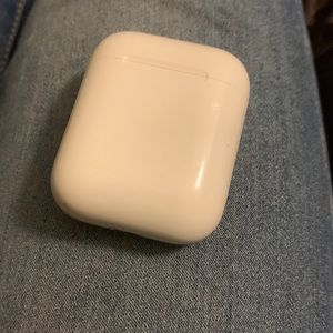 Used AirPods Charging Case